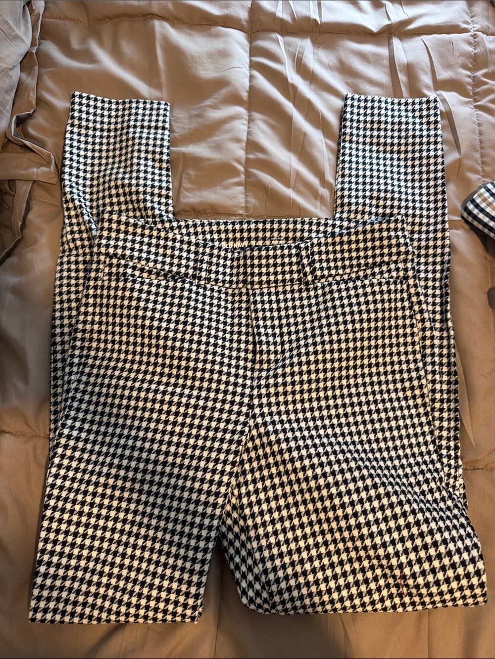 Old Navy Black & White Houndstooth Skinny Pants